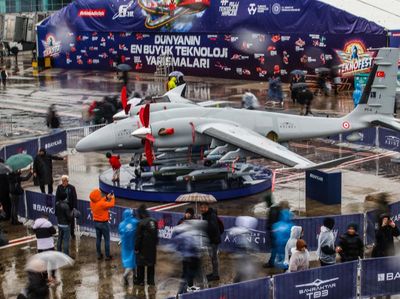 Puluhan Kendaraan Tempur Unjuk Gigi di Pameran Teknologi Terbesar Turki