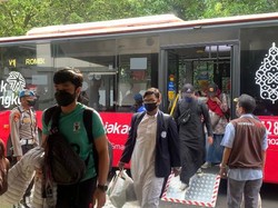 385 WNI yang Dievakuasi dari Sudan Tiba di Asrama Haji Pondok Gede