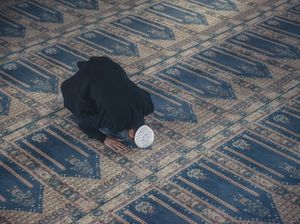 5 Hal Wajib dalam Sholat, Buya Yahya Tegaskan Mudahnya Beribadah 5 Hal Wajib dalam Sholat, Buya Yahya Tegaskan Mudahnya Beribadah