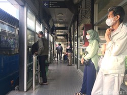 Rute TransJ T11 ke Bundaran Senayan Diubah Jadi ke Slipi, Pengguna Protes