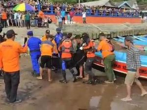 Kakak Beradik Hilang di Pantai Parangracuk Gunungkidul Ditemukan Tewas Kakak Beradik Hilang di Pantai Parangracuk Gunungkidul Ditemukan Tewas