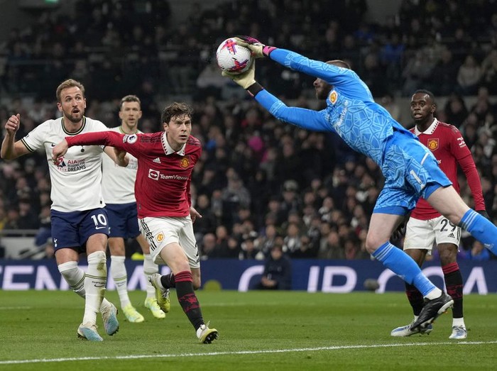 Tak ada pemenang dalam pertandingan Tottenham Hotspur vs Manchester United. Laga berakhir dengan skor 2-2.