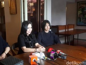 Uci Flowdea Beri Respons Medina Zein Divonis 2 Tahun Penjara Kasus Tas Hermes KW Uci Flowdea Beri Respons Medina Zein Divonis 2 Tahun Penjara Kasus Tas Hermes KW
