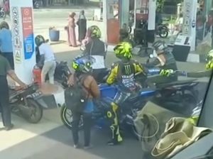 Viral Valentino Rossi KW Ikut Mudik Lebaran, Pakai Baju Balap Lengkap