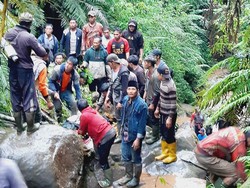 Tiga Warga Pasuruan Tewas Terseret Longsor dan Jatuh ke Jurang 70 Meter