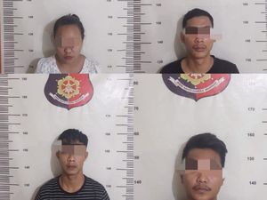 Apes Pria di Batam, Niat Bercinta dengan Wanita Open BO Malah Diperas Apes Pria di Batam, Niat Bercinta dengan Wanita Open BO Malah Diperas