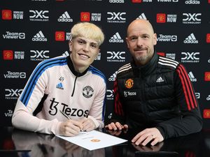 Alejandro Garnacho Perpanjang Kontrak di MU