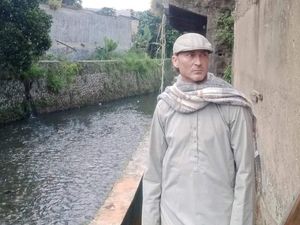 Kasus Bule Ludahi Imam Masjid Pancing Amarah Wagub Jabar Kasus Bule Ludahi Imam Masjid Pancing Amarah Wagub Jabar