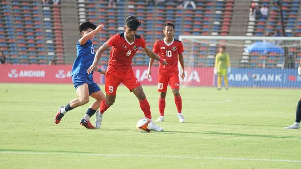 Indonesia menghadapi Filipina pada laga perdana SEA Games 2023 di Phonm Penh, Kamboja. (Arsip PSSI)
