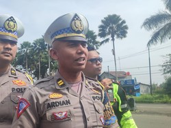 Lalin Puncak Bogor Macet di Sejumlah Titik Siang Ini