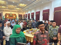 Cawapres Ganjar Mengerucut Antara Khofifah dan Mahfud Md