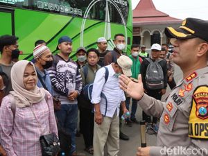 Ratusan Warga Pasuruan Hemat Hingga Rp 750 Ribu dengan Mudik Balik Gratis Ratusan Warga Pasuruan Hemat Hingga Rp 750 Ribu dengan Mudik Balik Gratis
