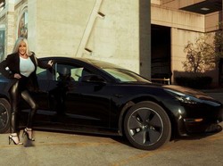 Kisah Model Playboy yang Kini Jadi Sopir Taksi: Sering Dirayu-Dikasih Tip