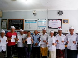 Dapat Asimilasi Rumah, 7 Napi Kasus Penjor Desa Adat Taro Dipulangkan