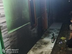 Detik-detik Rumah Preman Garut Dadang Buaya Diteror Molotov