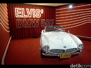 Melihat Langsung Wujud Mobil Elvis Presley yang Bangkit dari Kubur