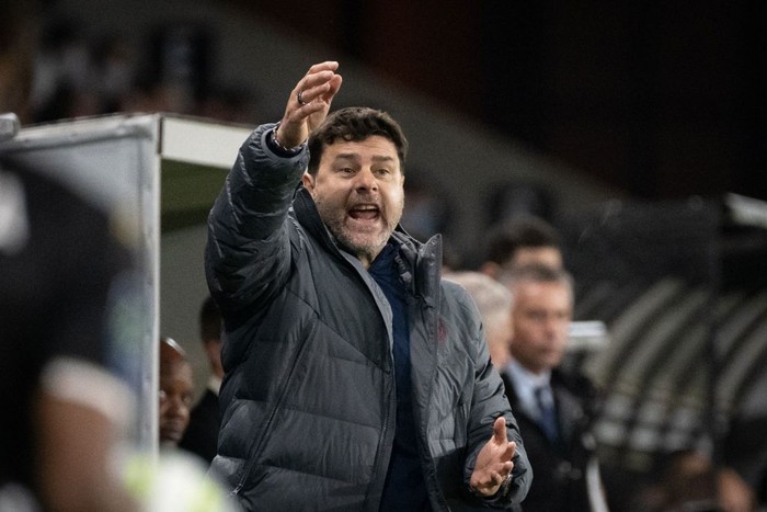 Paris Saint-Germains Argentinian head coach Mauricio Pochettino reacts during the French L1 football match between Angers SCO and Paris Saint-Germain at the Raymond-Kopa Stadium in Angers, north-western France on April 20, 2022. (Photo by LOIC VENANCE / AFP) (Photo by LOIC VENANCE/AFP via Getty Images)