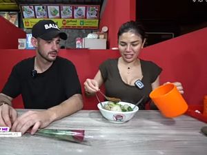 Nikita Mirzani Tegaskan Belum Bercerai dengan Antonio Dedola Nikita Mirzani Tegaskan Belum Bercerai dengan Antonio Dedola