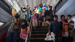 Ribuan Pemudik Mulai Berdatangan di Pasar Senen Hari Ini