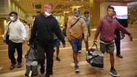 Senyum Lebar Nelayan Rote Bisa Pulang Usai Terdampar di Australia