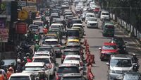 Potret Padatnya Jalan Setiabudi di Minggu Terakhir Libur Lebaran