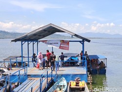 Waduk Gajah Mungkur Wonogiri Ramai Wisatawan, Wahana Perahu Paling Laris