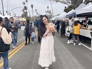 Serunya Beby Tsabina saat Ngopi dan Makan Pancake di Amerika Serunya Beby Tsabina saat Ngopi dan Makan Pancake di Amerika