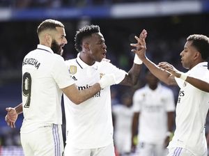 Jawaban Ancelotti Saat Ditanya, Lebih Oke Trio BBC atau BRV? Jawaban Ancelotti Saat Ditanya, Lebih Oke Trio BBC atau BRV?
