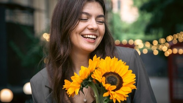 Mitos kebahagiaan yang sebaiknya tidak kamu percayai