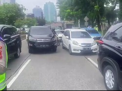 Ada May Day di DPR, Lalin Jl Gatsu Arah Grogol Dialihkan ke Gerbang Pemuda