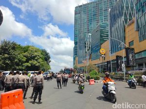 May Day, Pengguna Jalan Diimbau Hindari Exit Tol Waru Antisipasi Macet May Day, Pengguna Jalan Diimbau Hindari Exit Tol Waru Antisipasi Macet