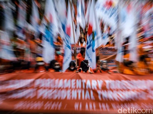 Penampakan Massa Demo May Day Long March di Jakarta