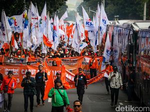 Melihat Peringatan Hari Buruh di Berbagai Kota di Indonesia