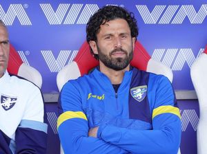 Pahlawan Italia Fabio Grosso Bawa Frosinone Promosi ke Serie A!