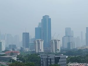 Kualitas Udara Jakarta Buruk, KPAI Sarankan WFH dan Siswa Kembali PJJ Kualitas Udara Jakarta Buruk, KPAI Sarankan WFH dan Siswa Kembali PJJ