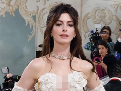 Anne Hathaway Minggat Saat Dirias untuk Foto, Aksi Solidaritas Mogok Kerja