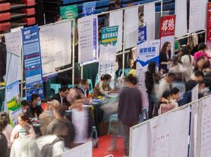 Belasan Juta Sarjana China Jadi Pengangguran Gegara Pandemi COVID Belasan Juta Sarjana China Jadi Pengangguran Gegara Pandemi COVID