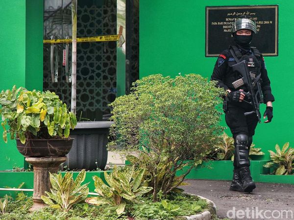 Brimob Bersenjata Lengkap Jaga Ketat Kantor MUI Usai Penembakan