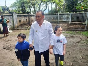 Bupati Jembrana Ajak Ashanty Makan Lontong Serapah-Ayam Betutu