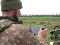 Ukraina Lawan Gempuran Rusia Pakai Konsol Game Steam Deck