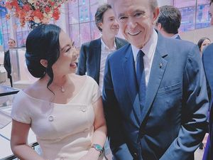 Momen Kedekatan Sosialita Cantik Asal RI dan Bos LV, Mau Kolabs?