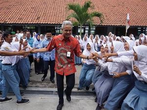 Peringati Hardiknas, Ini 3 Pesan Ganjar buat Kemajuan Pendidikan Jateng