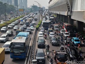 Pemprov DKI Mau Bagi Dua Jam Kantor, Pengusaha Harap Cuma Imbauan