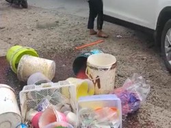 Heboh Ibu Tiri di Makassar Hamburkan Jualan Anaknya di Pinggir Jalan