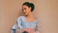 7 Potret Cantik Jessica Mila Berkebaya di Prosesi Adat Batak Jelang Menikah