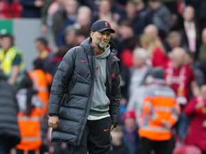 Klopp Tidak Ejek Ofisial, Hamstringnya Memang Cedera