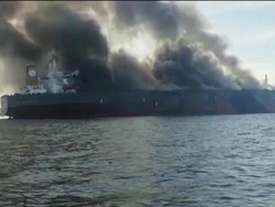 Kapal Tanker Minyak Terbakar di Perairan Malaysia, 3 ABK Hilang