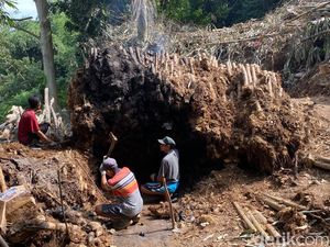 Penanganan Longsor di Cidadap Bandung Terkendala Akses Alat Berat Penanganan Longsor di Cidadap Bandung Terkendala Akses Alat Berat