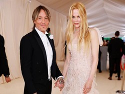 Hadir di Met Gala, Nicole Kidman Pakai Ulang Gaun Chanel dari 19 Tahun Lalu