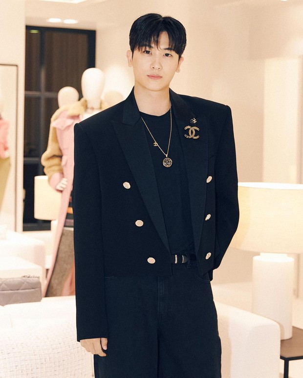 Park Hyung Sik akan bermain dalam drama terbaru berjudul Doctor Slump